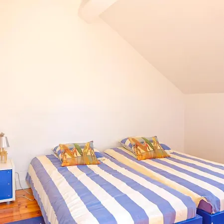 Sublime Appartement T3 Avec Balcon, Stationnement Et Vue Ocean